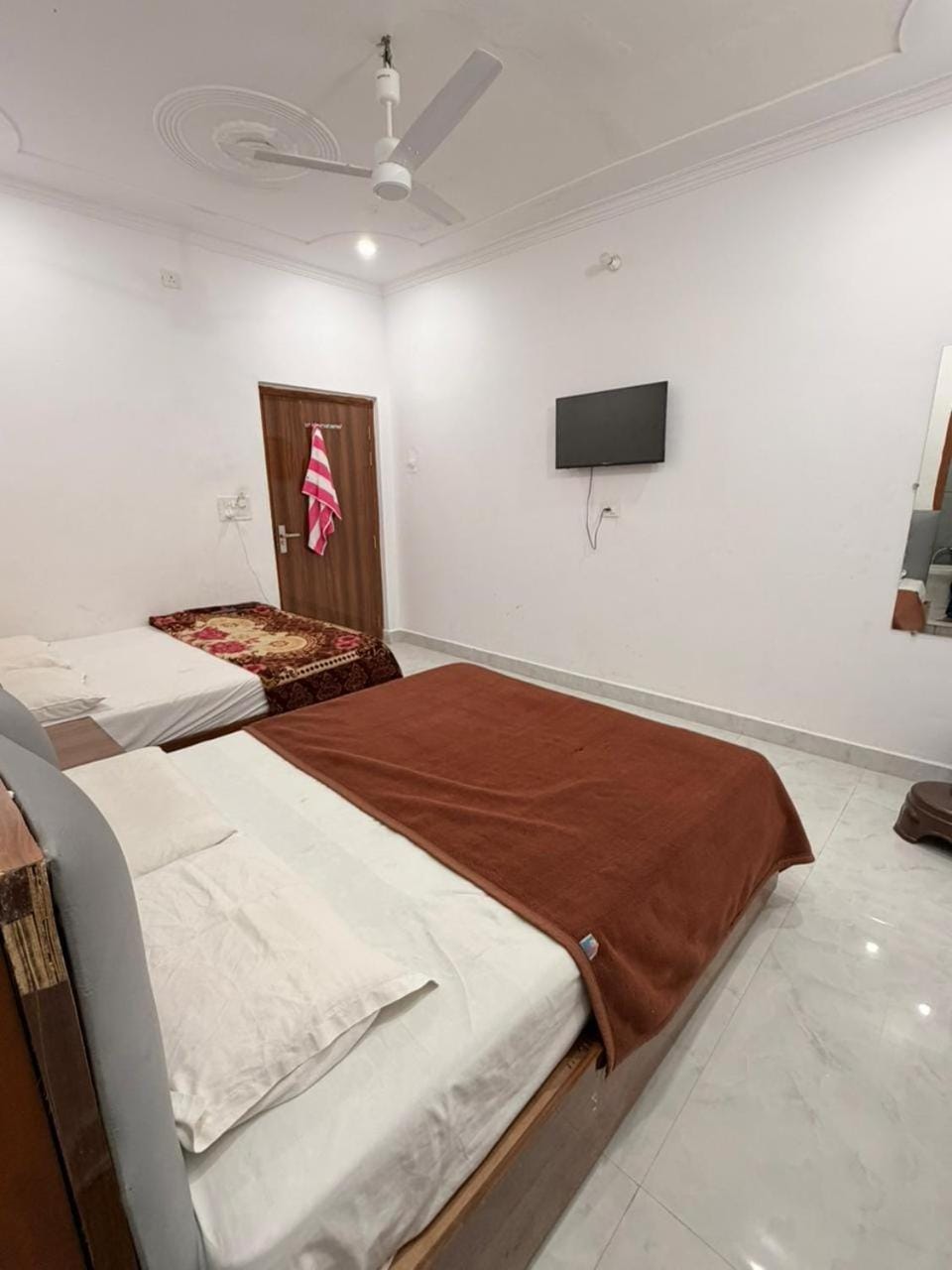 Nisha sadan Bed and Breakfast in Uttar Pradesh