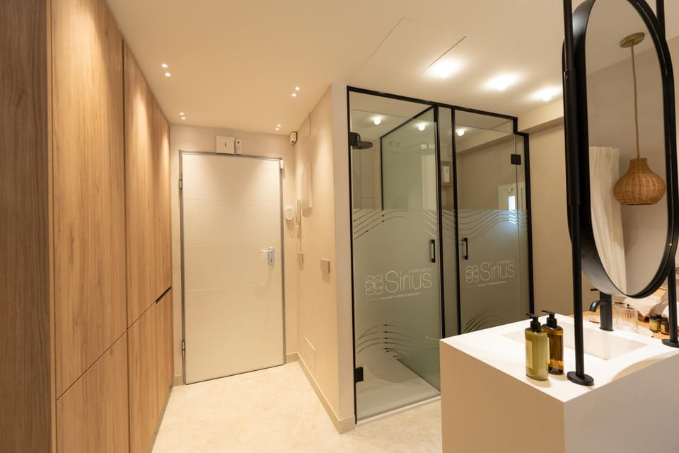 Shower, Bathroom