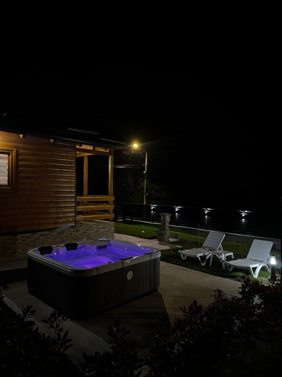 Oaza Mira bungalov House in Serbia