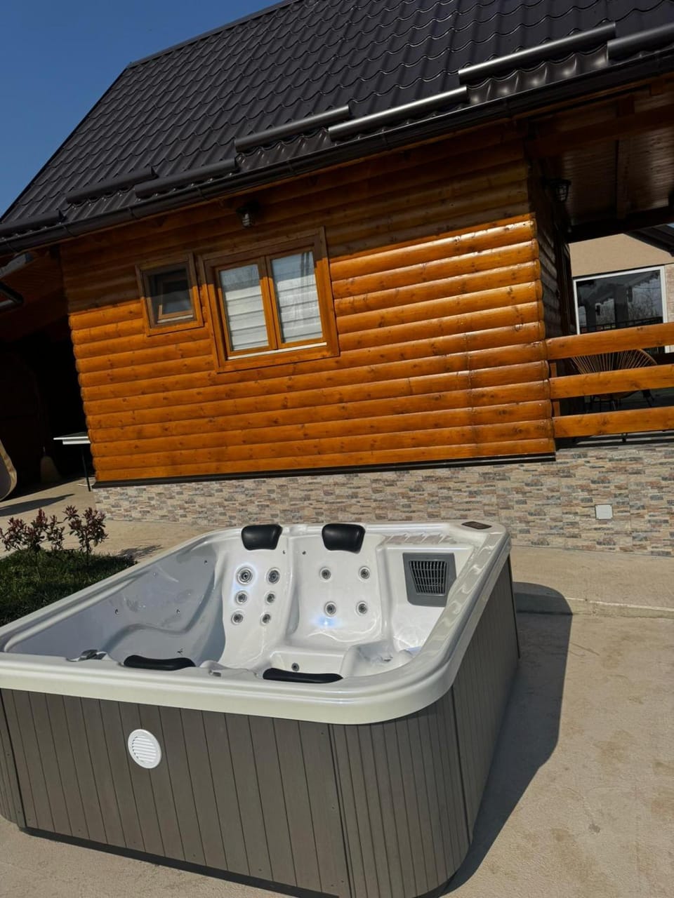 Oaza Mira bungalov House in Serbia