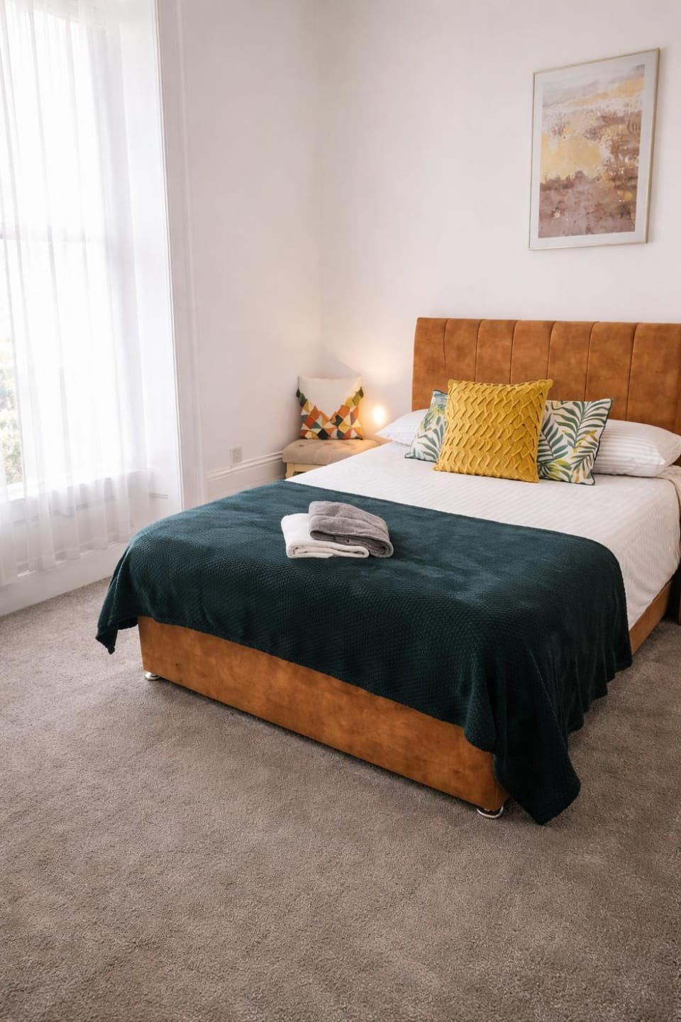 Stylish Seaview Apartments - Modern Retreat Apartment in Herne Bay