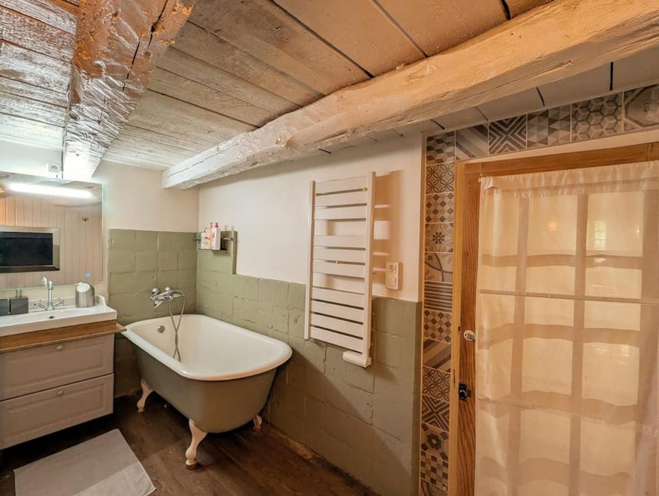 Typical and lovely house in a forest House in Talloires