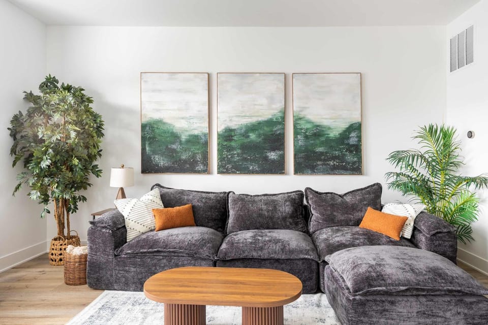 Living room, Seating area