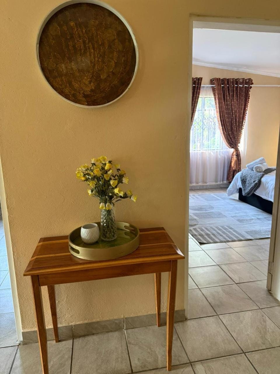 Chilling with birds at the garden farm Apartment in Gauteng