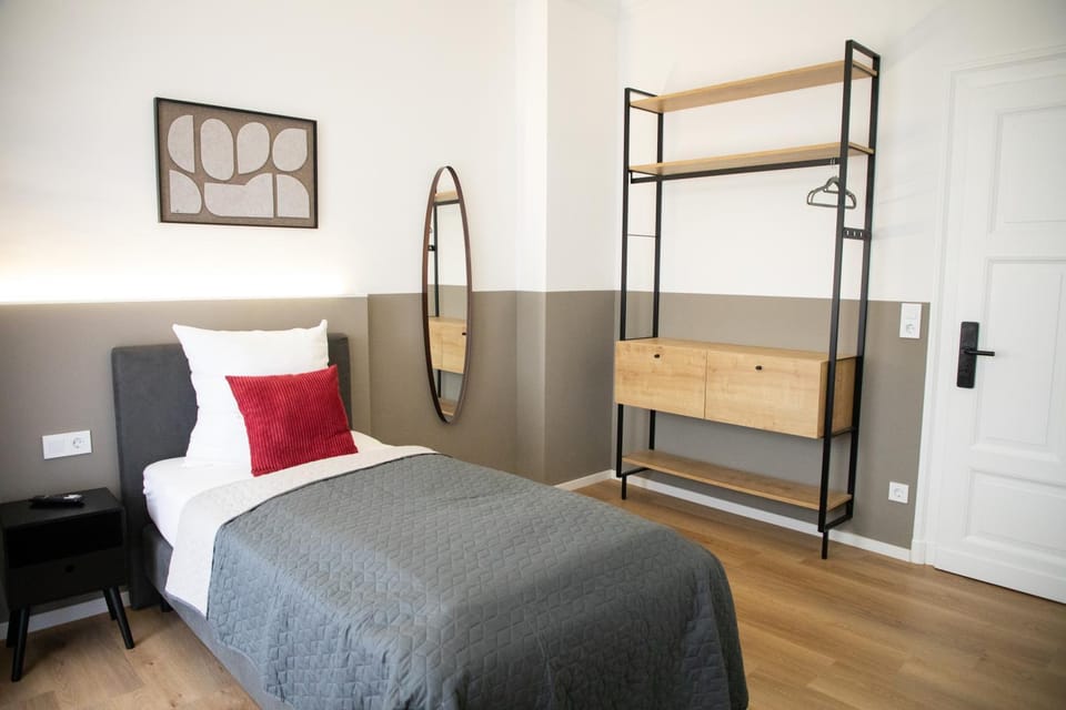 Bed, Photo of the whole room, Bedroom, wardrobe