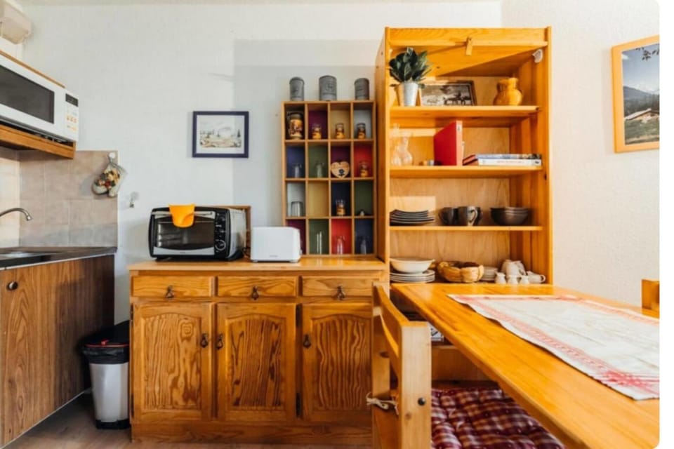 Studio with balcony and private parking Apartment in Saint-Gervais-Bains