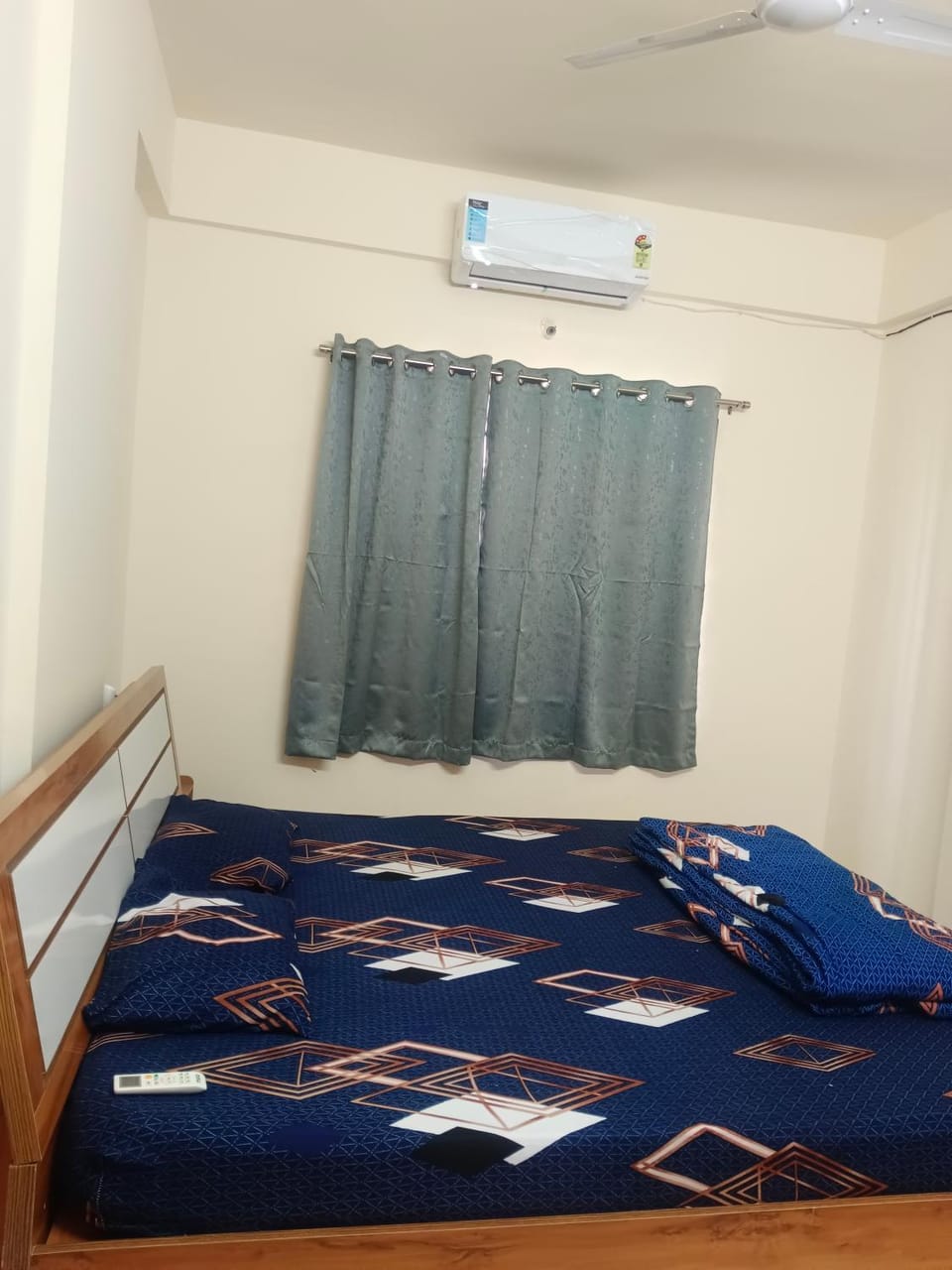 Ac1bhk wakad Apartment in Pune