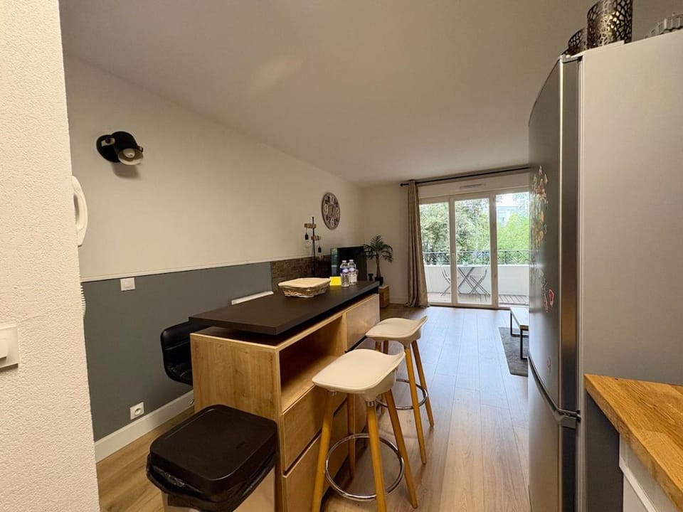 Godard - T3 avec 2 Chambres 1 Salle de Bain et Balcon Apartment in Bordeaux