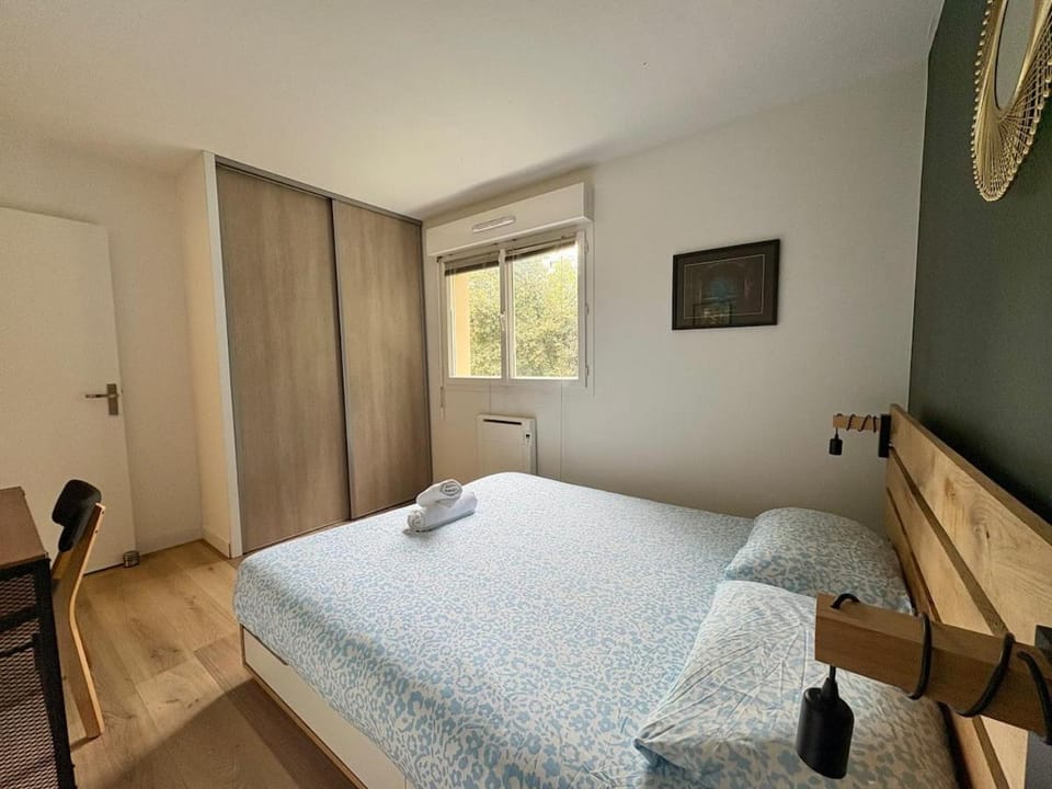 Godard - T3 avec 2 Chambres 1 Salle de Bain et Balcon Apartment in Bordeaux