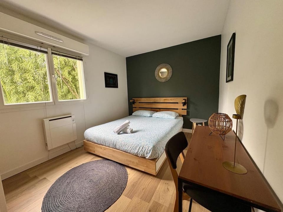Godard - T3 avec 2 Chambres 1 Salle de Bain et Balcon Apartment in Bordeaux
