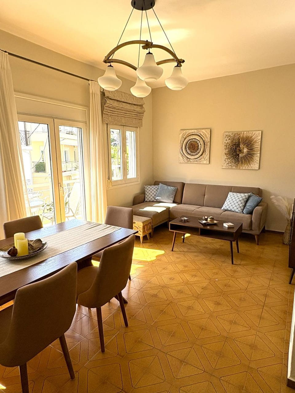 Communal lounge/ TV room, Living room