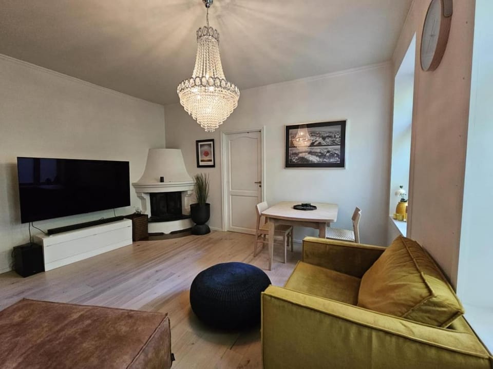 Nice newly-renovated apartment in Frogner, Oslo Apartment in Oslo