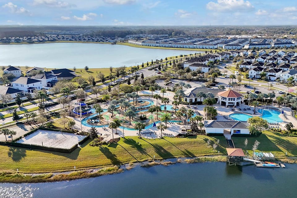 8-Min Disney Villa with Resort & Pool House in Kissimmee