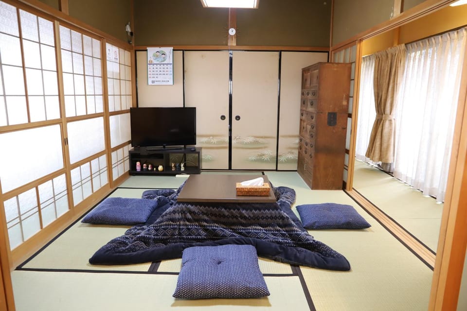 Living room, Internal: Not applicable to any particular room