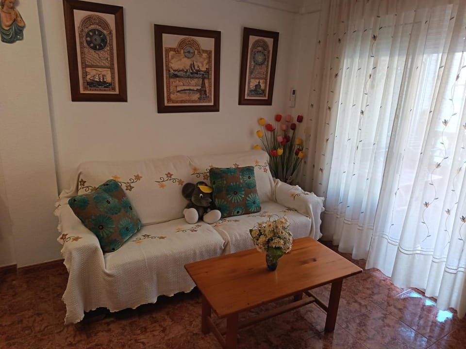 Bergantin Apartment near by sea with garage Apartment in Torrevieja