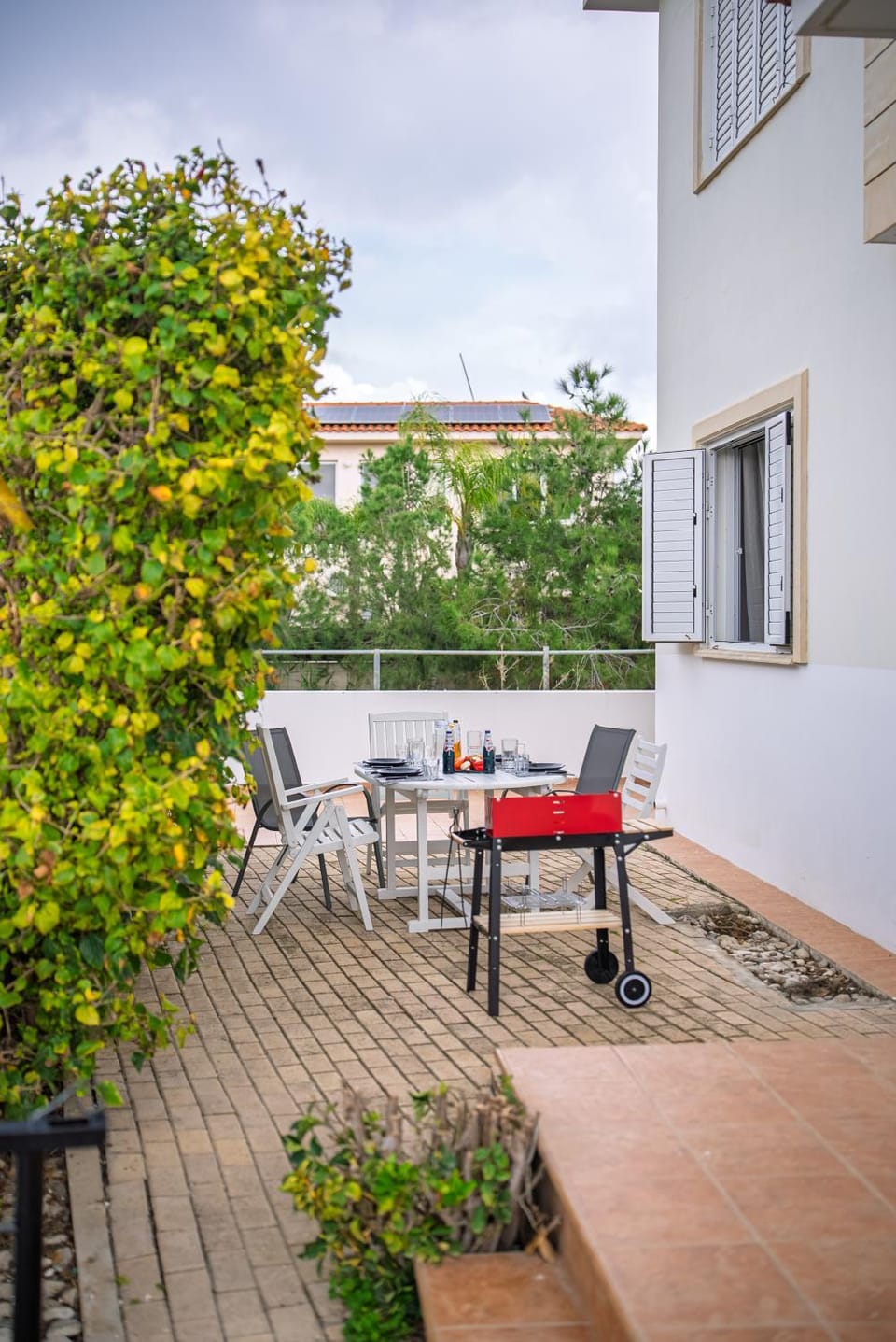 Patio, BBQ facilities, Garden, Seating area