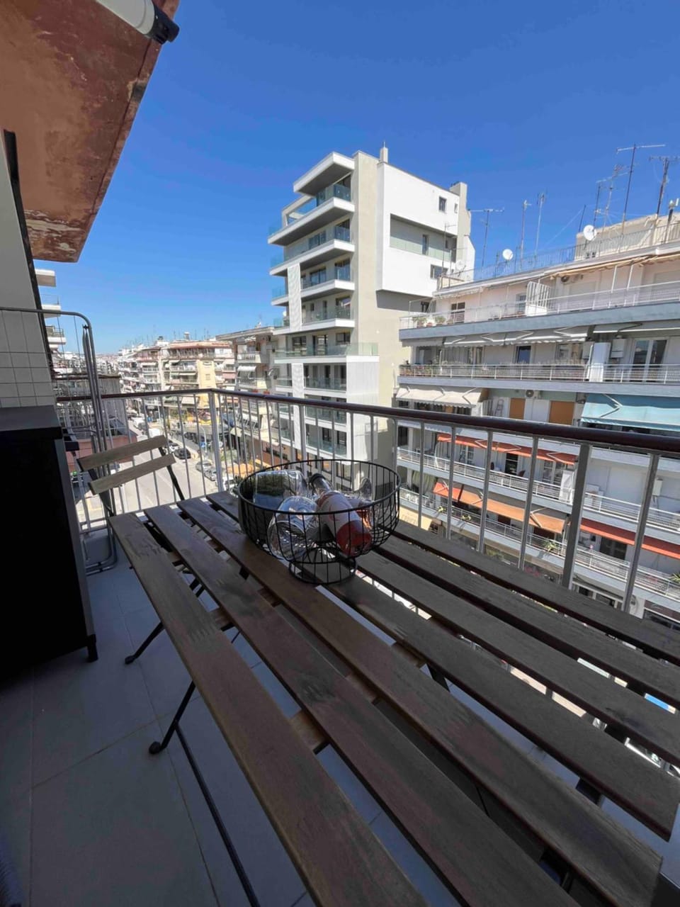 LUMEN Luxury Studio Station Analipsi Apartment in Thessaloniki