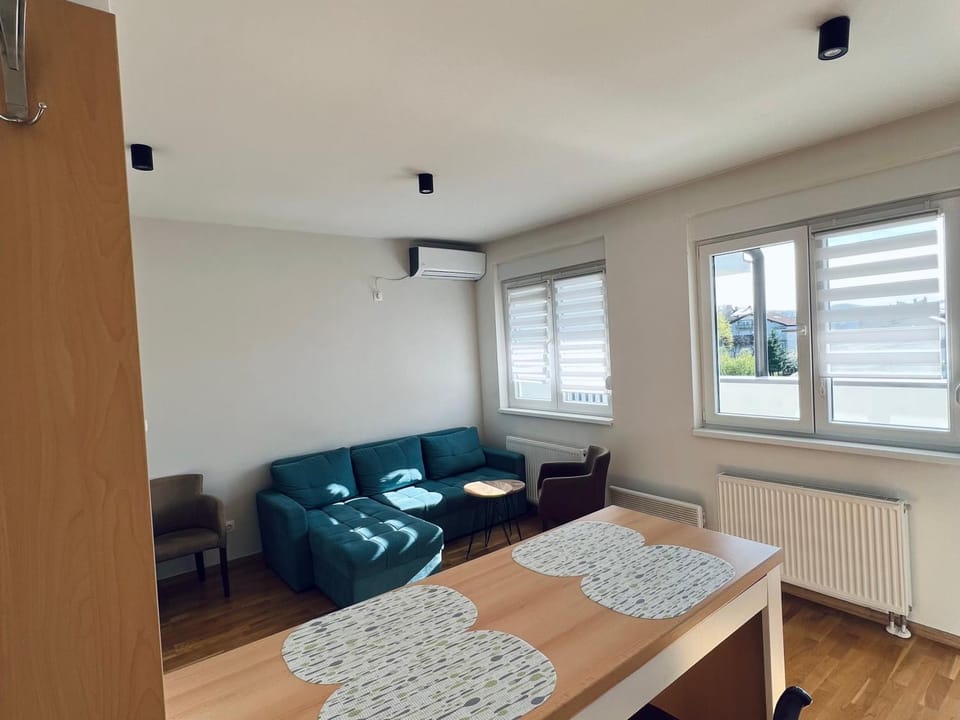 View (from property/room), Living room, Seating area, City view, Garden view, Street view, internet, air conditioner