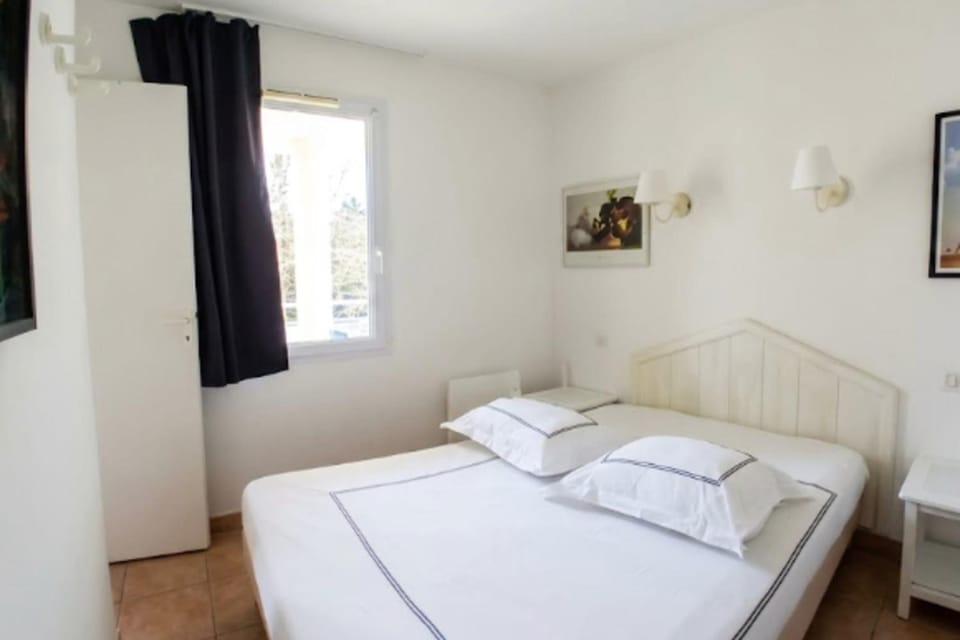 Apartment with pools and garden near the beach Apartment in Pornichet