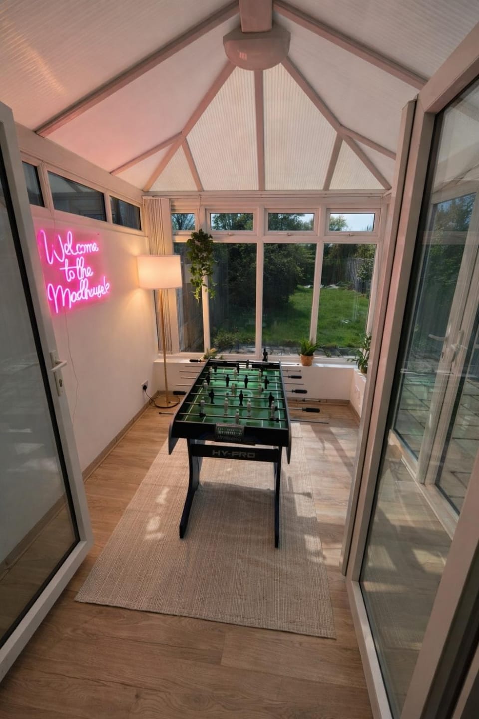 Beautiful 3 Bed Home Solihull Families Contractors House in Solihull