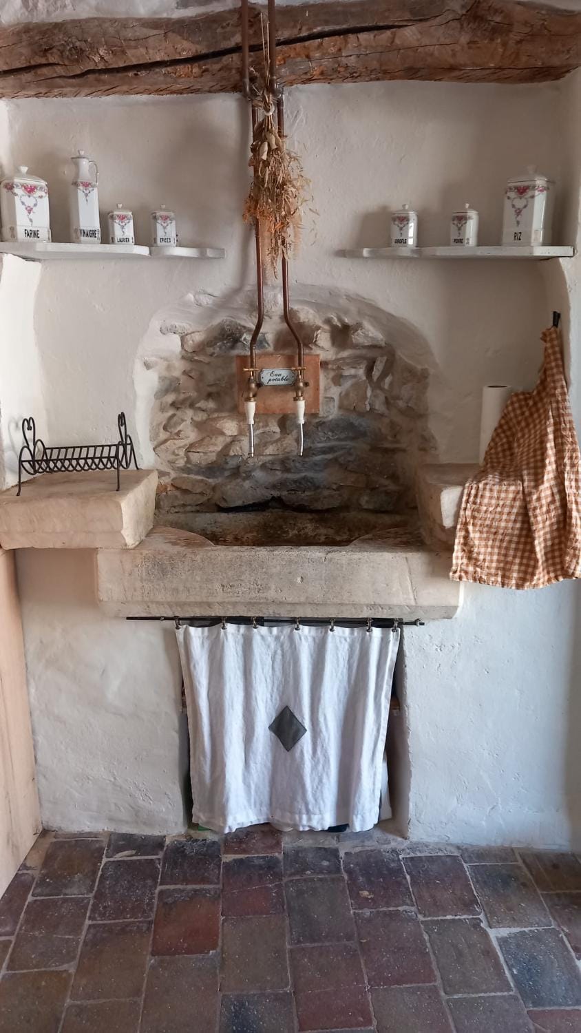 Bergerie de charme pour une escapade romantique au pied du Mont Bouquet House in Provence