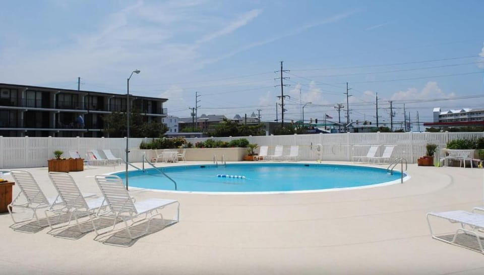 Antigua Oceanfront Retreat 2BR Heated Pool House in Ocean City