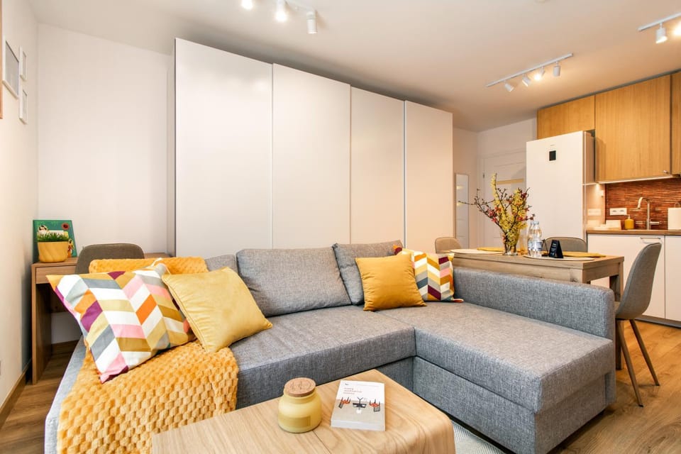 Seating area, wardrobe