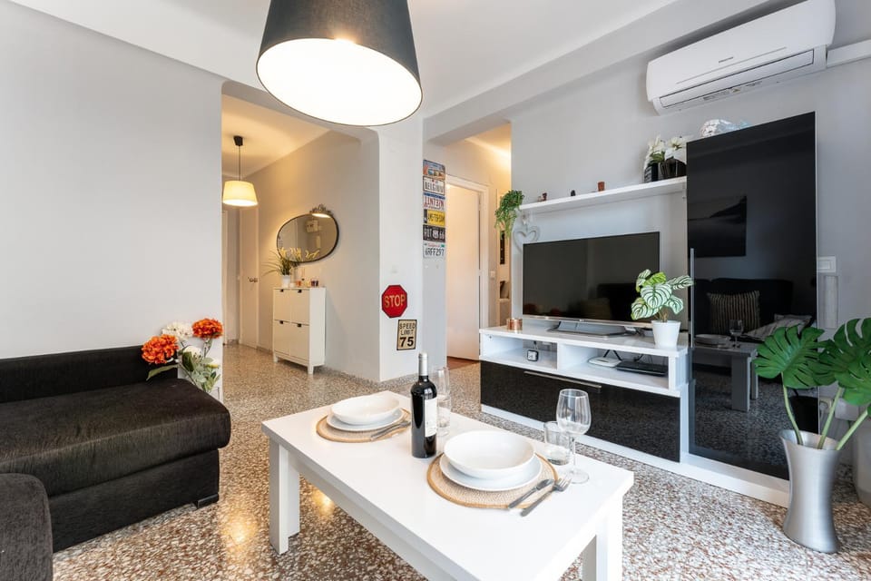 TV and multimedia, Living room, air conditioner