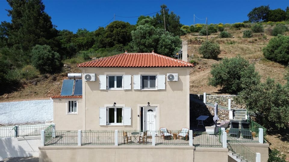 Property building, Day, Natural landscape, View (from property/room)