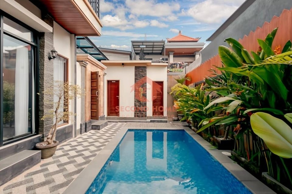 Large & New 3 BR Mentari Villa Krobokan Pool Villa in North Kuta