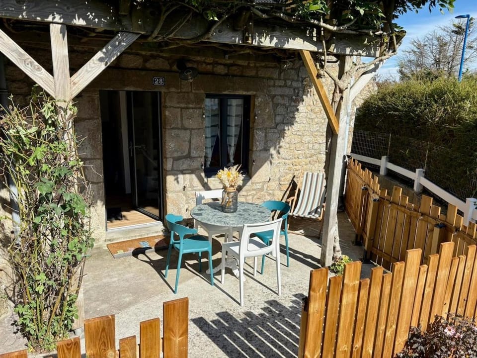 La Petite Maison du Pêcheur House in Locmariaquer
