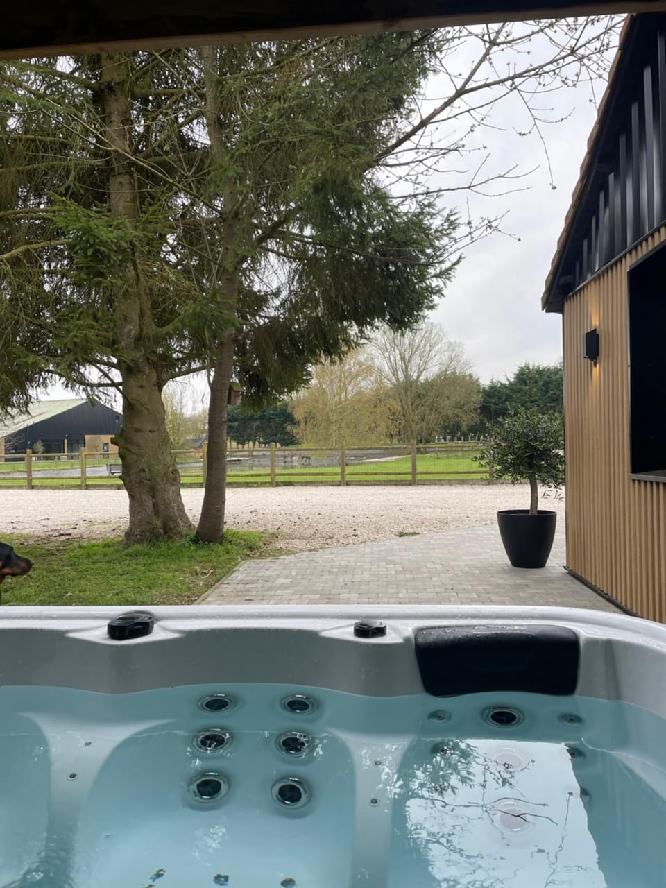 BBQ facilities, Hot Tub, Garden view, Garden view, Lake view