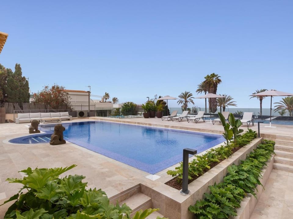 KARAT Villa Troya Beach House in Playa de las Americas