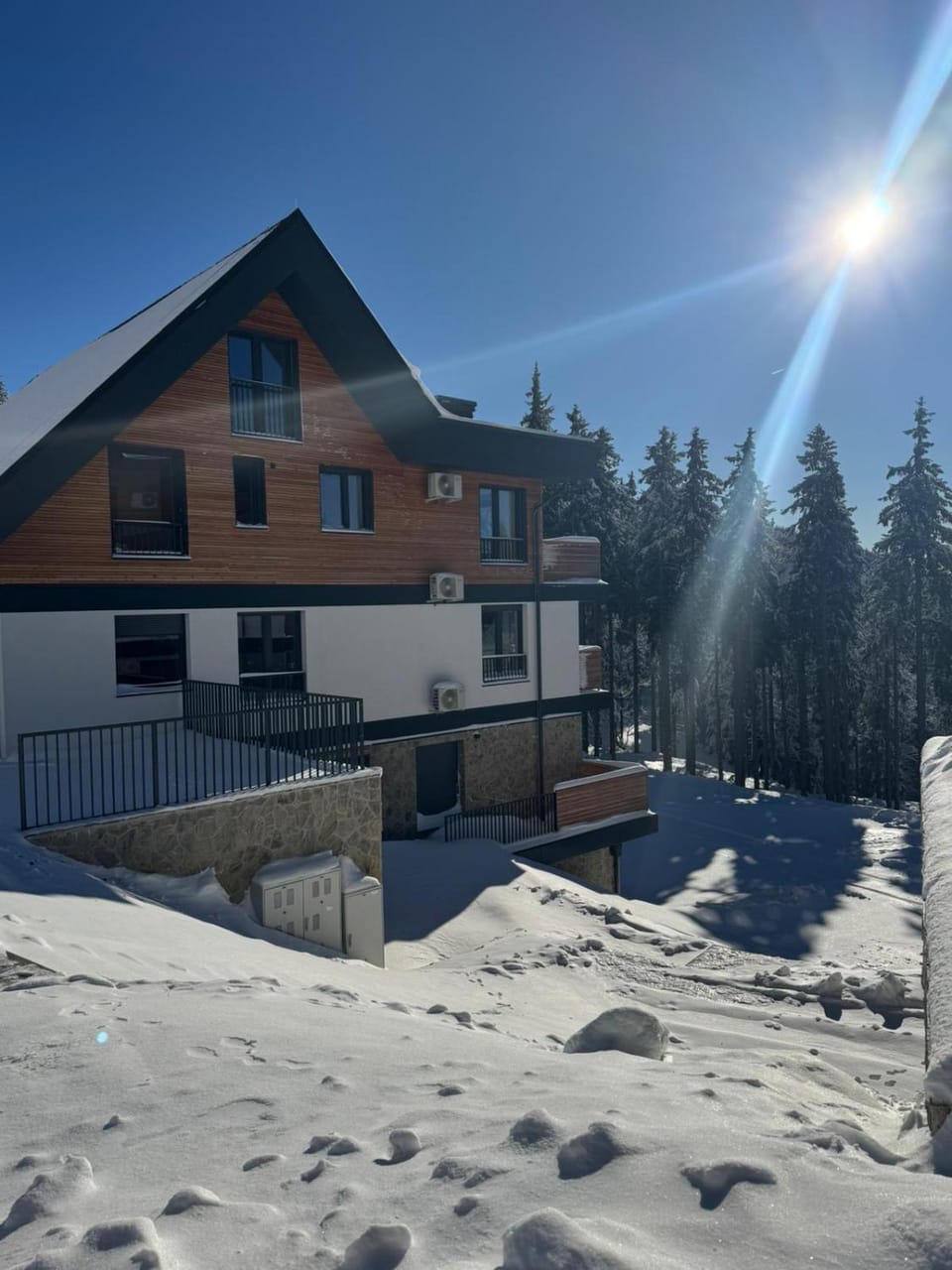 Property building, Winter