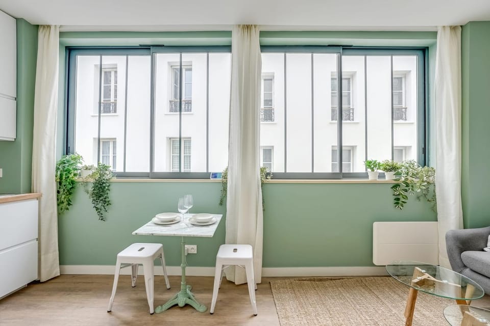 Quiet studio near Nation & Bois Apartment in Paris