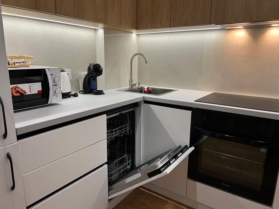 Apartament white Apartment in Chișinău