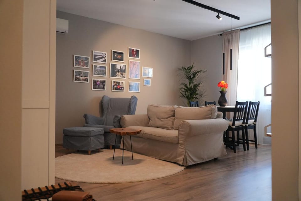 FLH - Sunny Nest Apartment w-AC Apartment in Bucharest