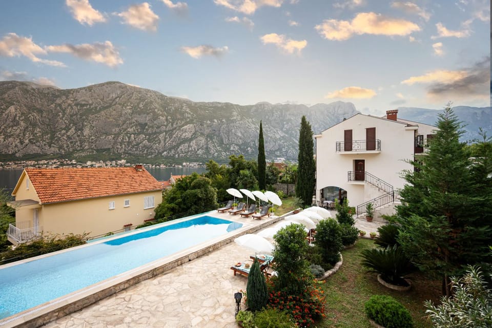 Property building, Swimming pool