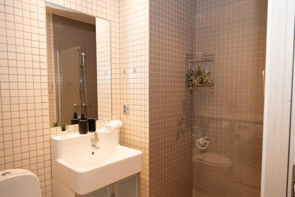 Modern Waterfront Apt near Stavanger City Center Apartment in Stavanger
