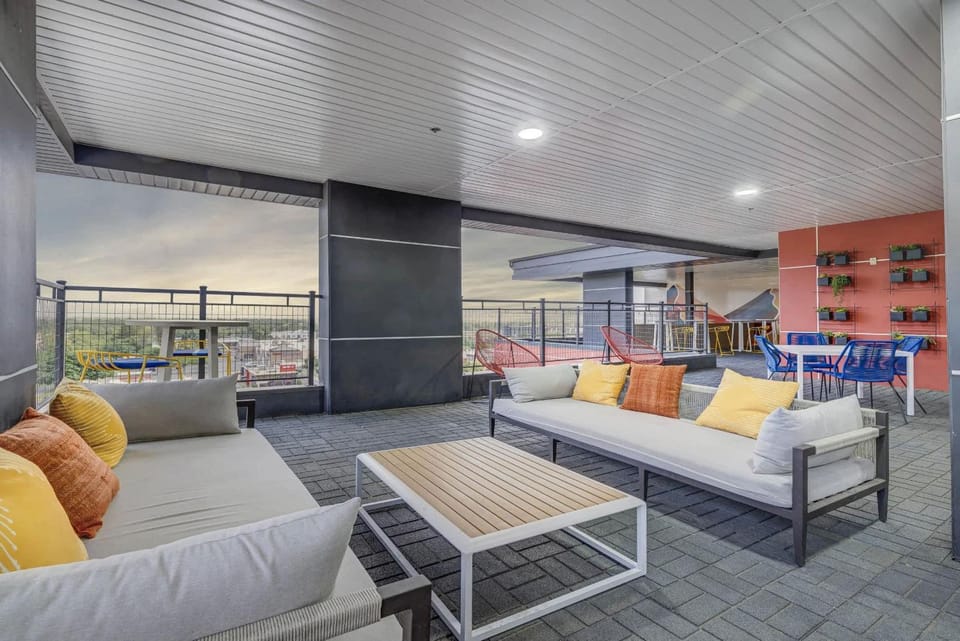 U of U & Hospital District Convention & Delta Apartment in Salt Lake City