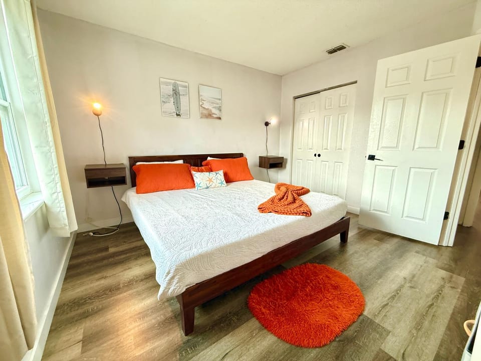 Bed, Bedroom