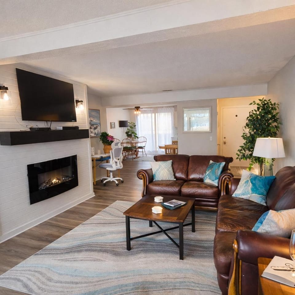 Tranquil Retreat - Close to everything you need Apartment in Osage Beach
