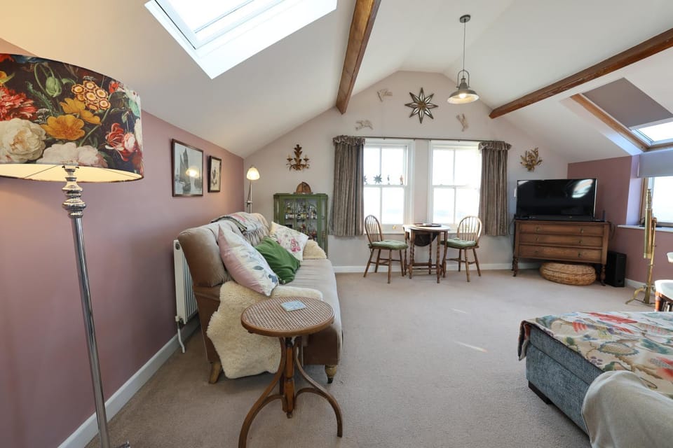 View (from property/room), Living room, River view, Sea view