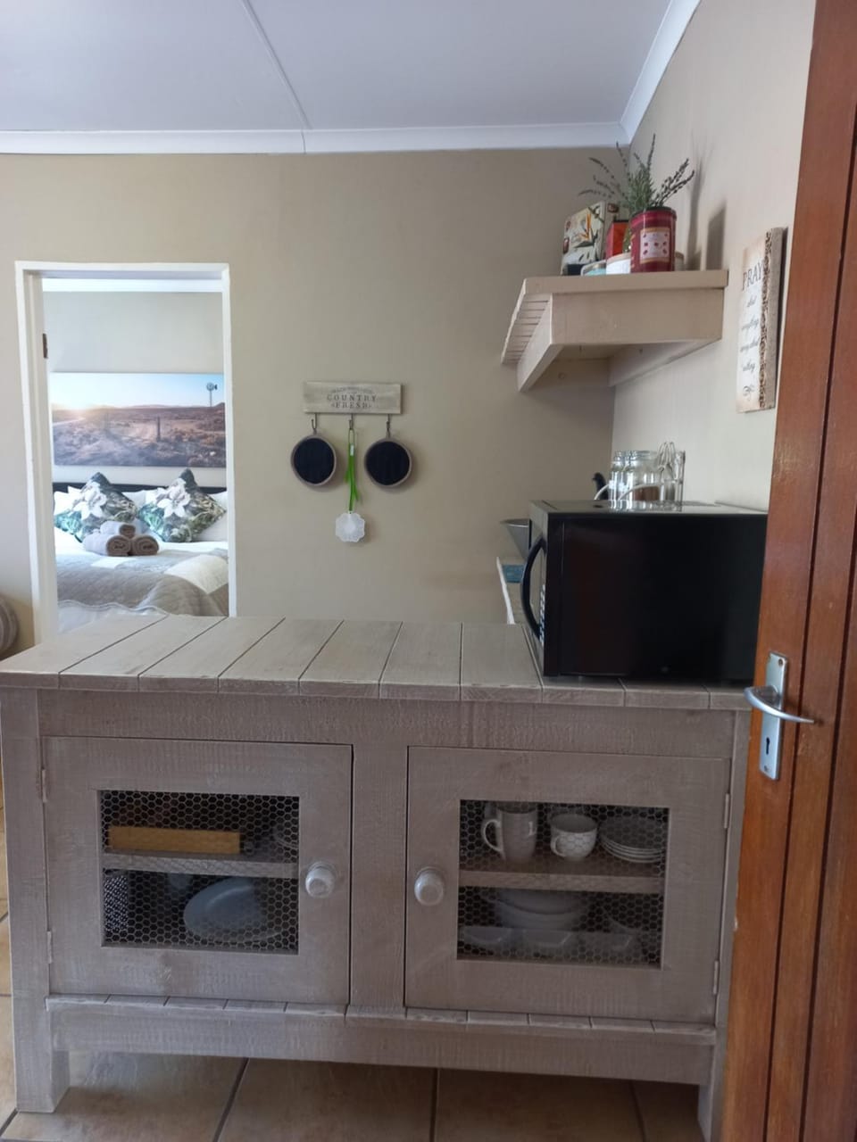 Kitchen or kitchenette