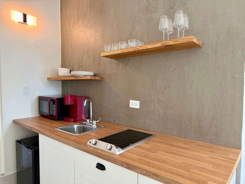 Kitchen or kitchenette, stove