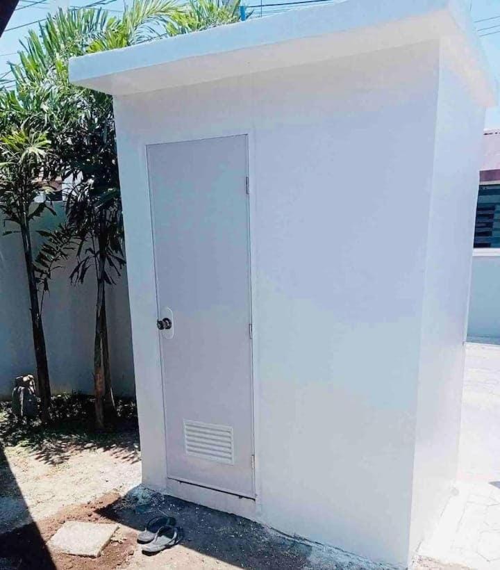 3BR Villa Near Clark Airport with Pool and Parking Villa in Angeles