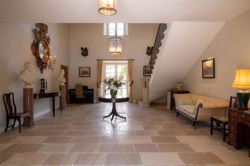 Luxury villa on 650 acre estate with pool House in Occitanie