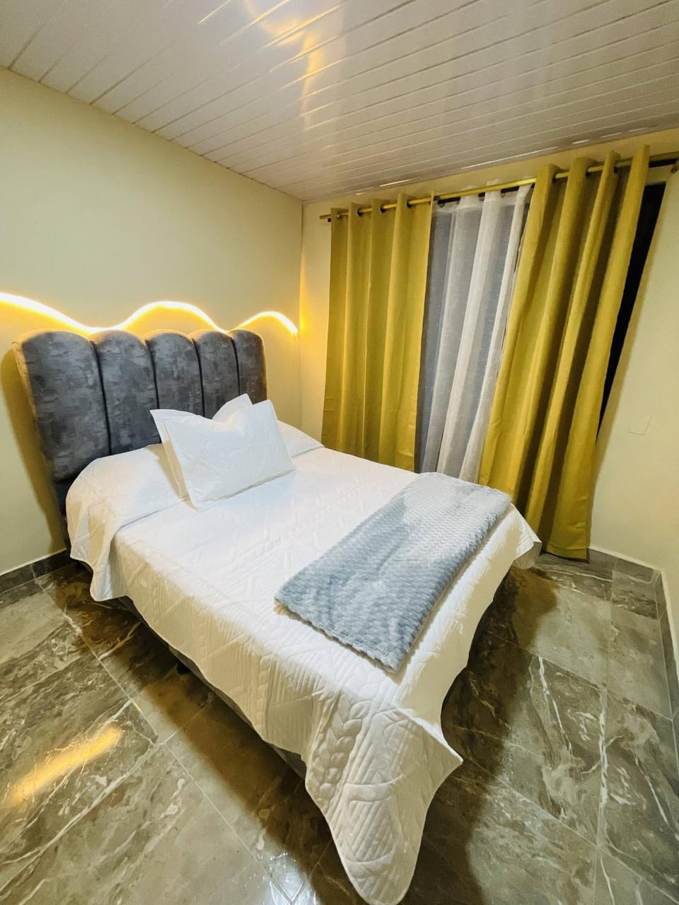 Bed, Bedroom