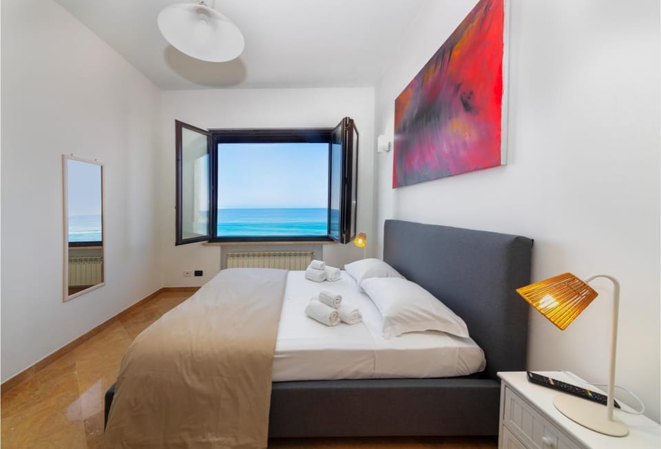 Blue Frame Apartment in Trapani
