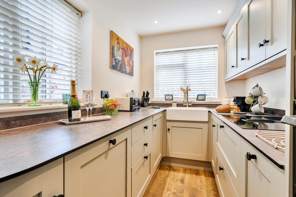 Lark Cottage – 15 College Street, Bury st Edmunds House in Bury Saint Edmunds